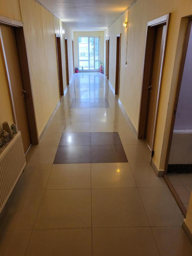 Apartamenti Ivaia Apartment Varna Bagian luar foto
