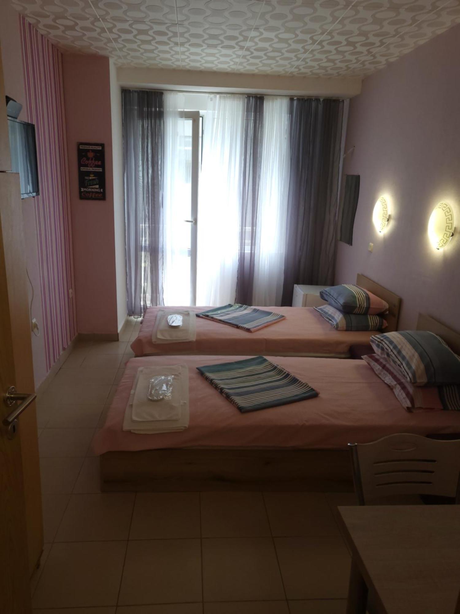 Apartamenti Ivaia Apartment Varna Bagian luar foto