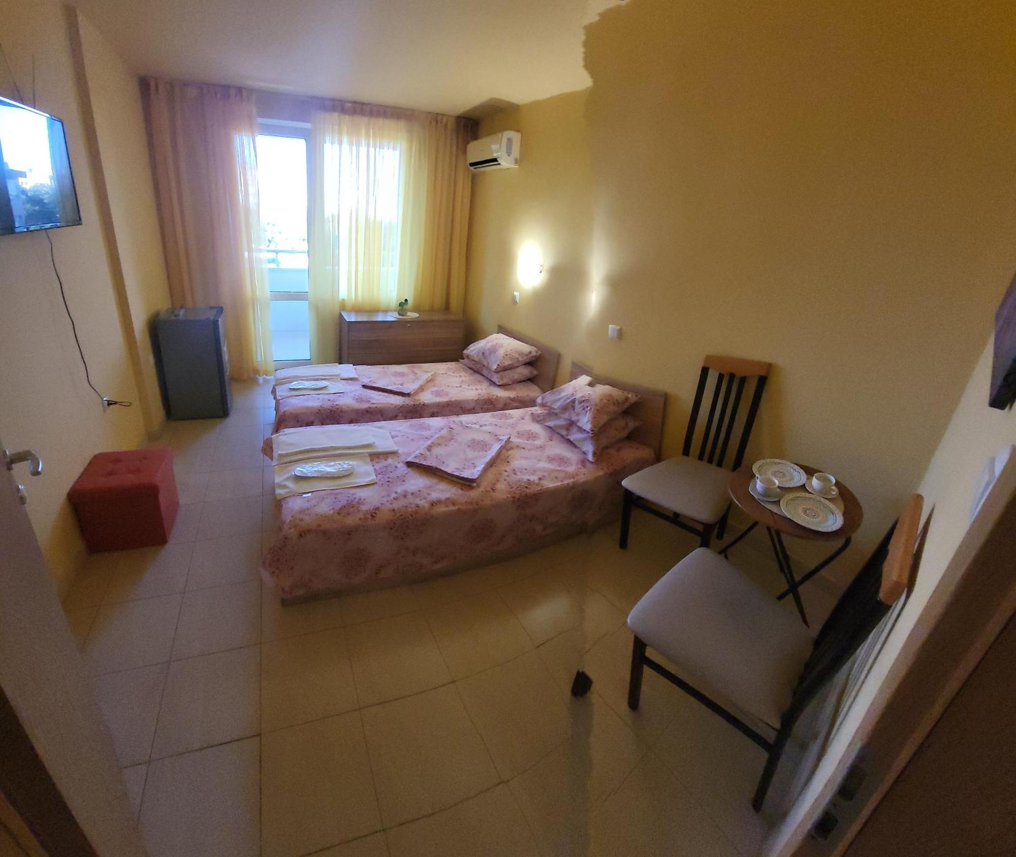Apartamenti Ivaia Apartment Varna Bagian luar foto